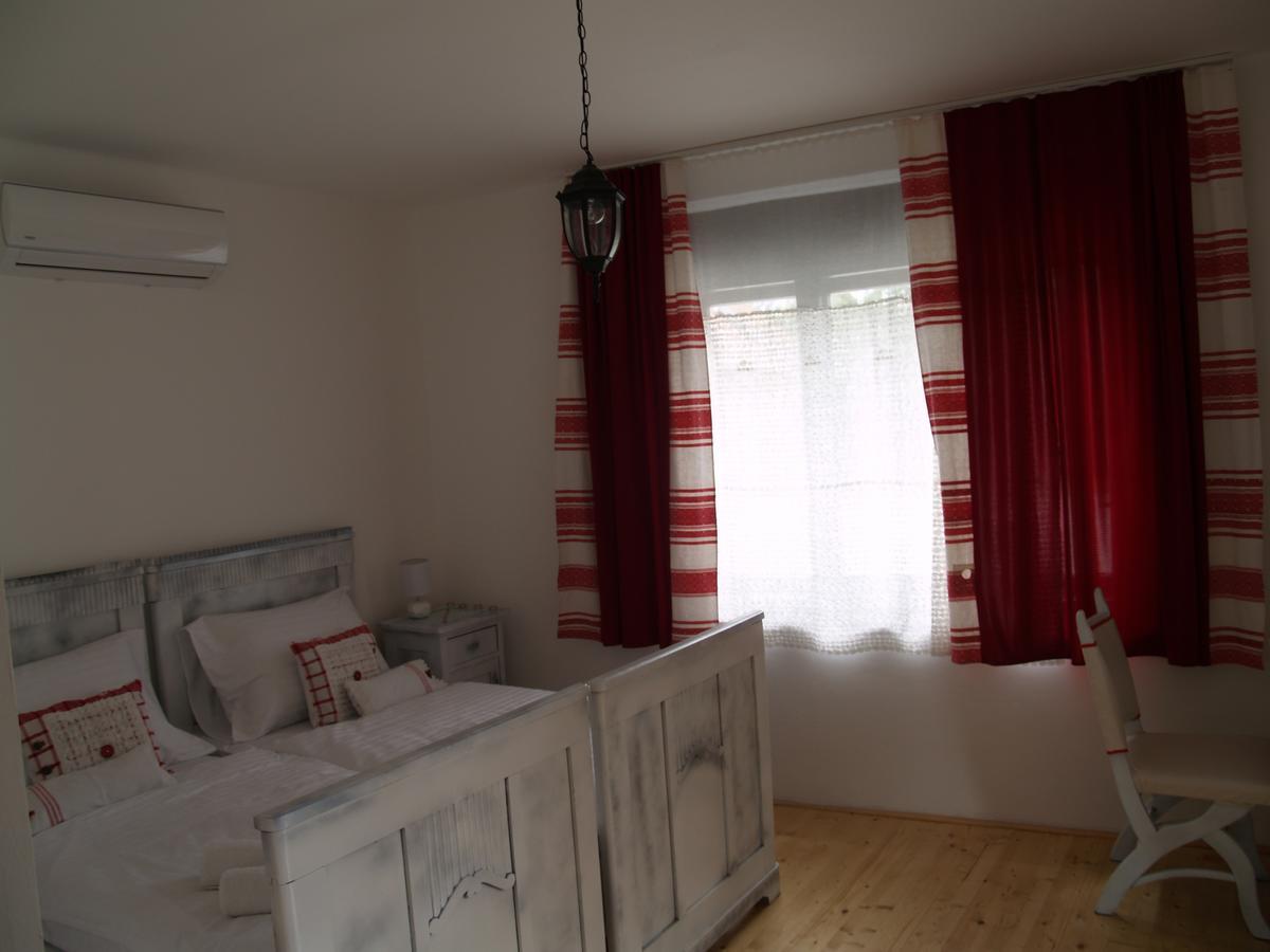 Pannonia Terranova Hotell Vardarac Exteriör bild